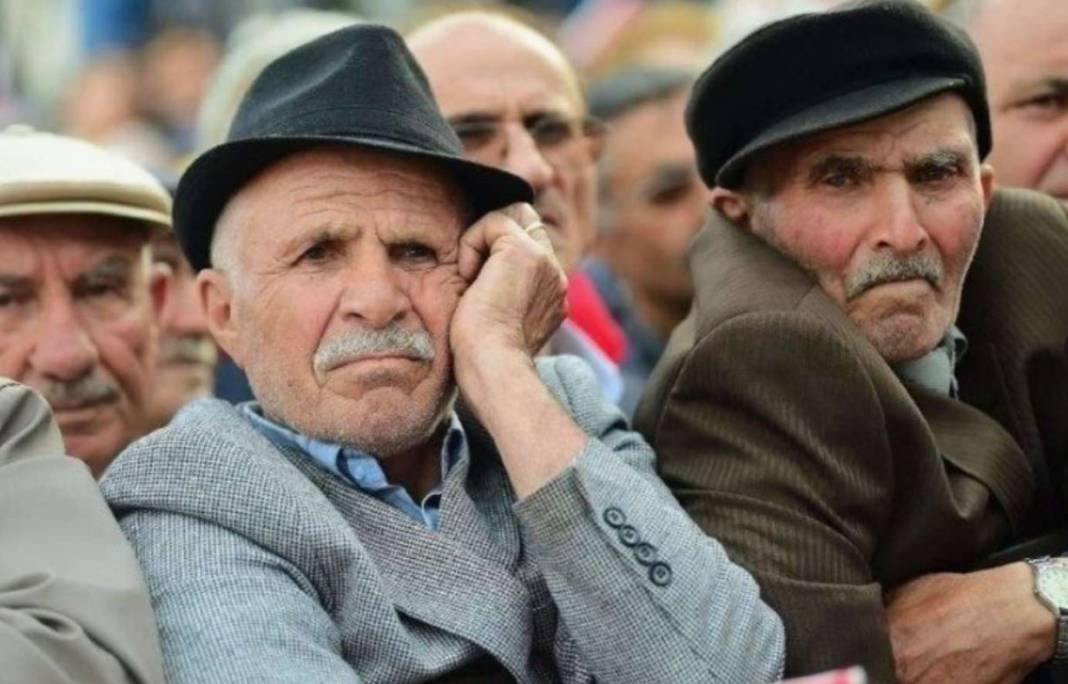 Çalışan emeklilerin maaşı tamamen kesilebilir! Kara haberi SGK Uzmanı verdi - Resim: 3